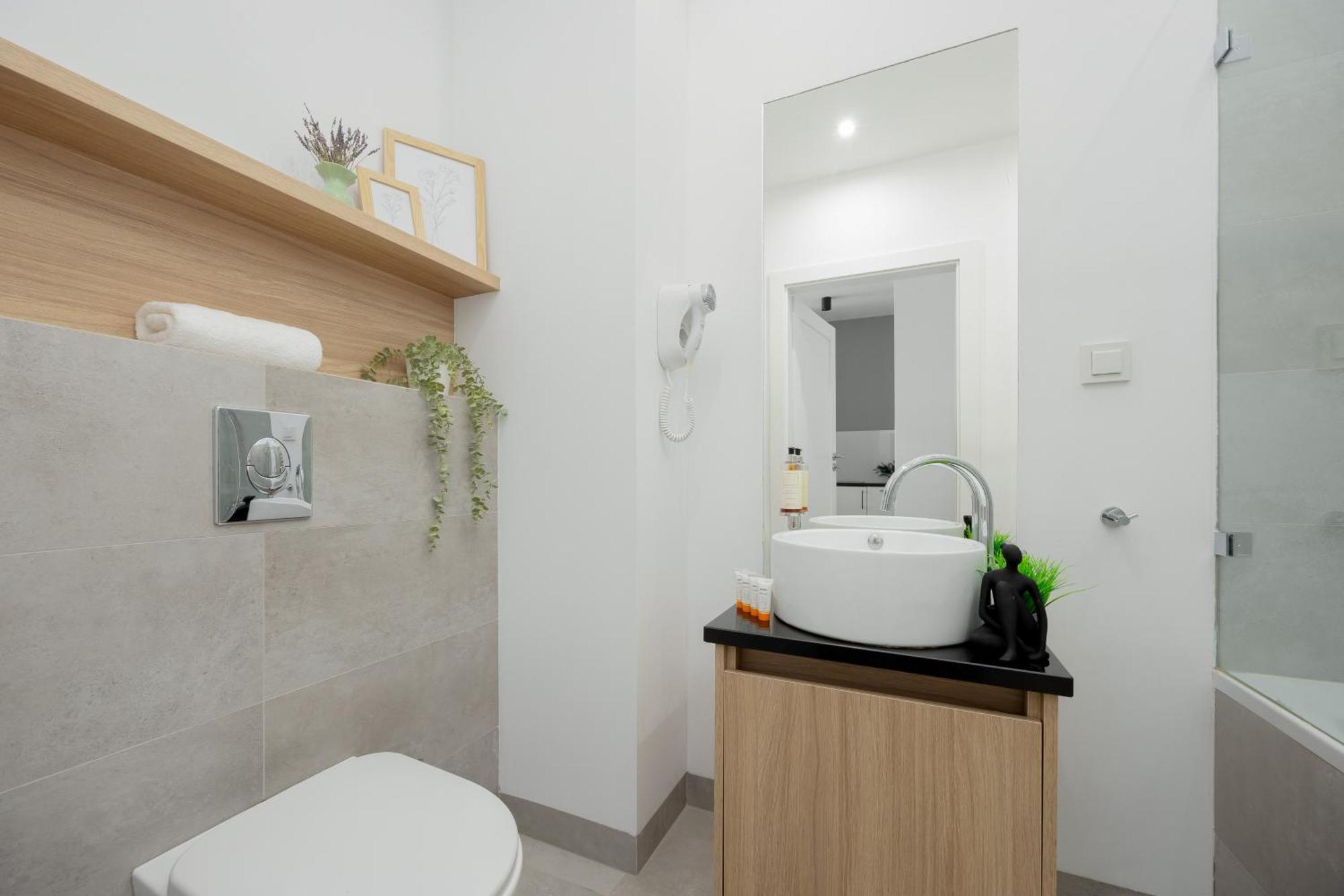 Wola Pet-Friendly Apartments With Ac Slawinska By Noclegi Renters Varsovia Exterior foto
